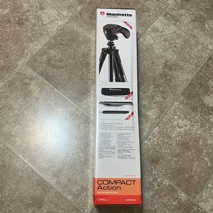 Manfrotto Compact Action Tripod 🤍